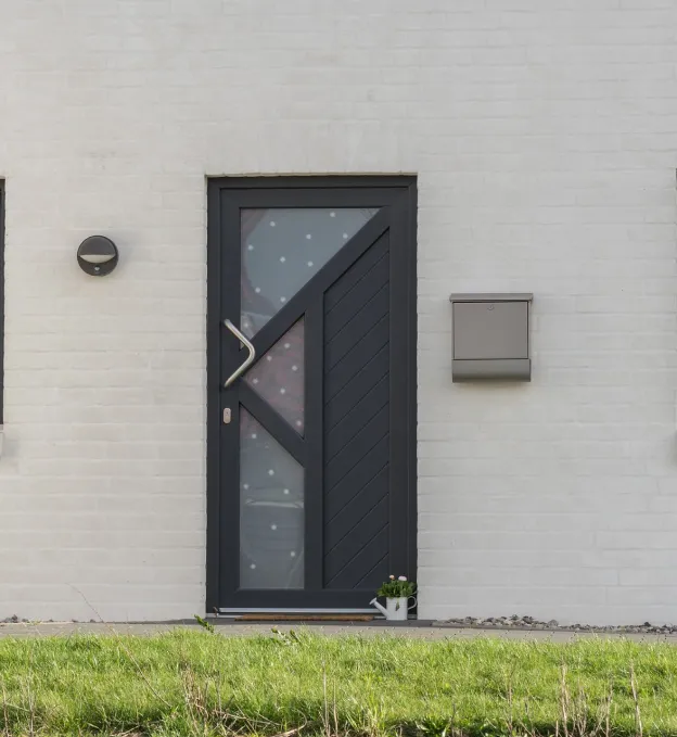 pose de portes à Pouilly-sur-Loire près de Charité-sur-Loire dans la Nièvre 58